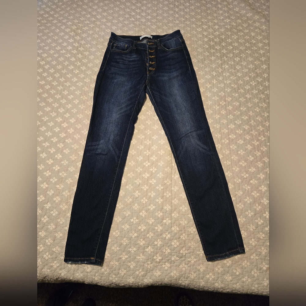 Kancan size 28 button up jeans